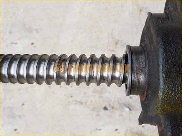 Boot lái xe nâng KOMATSU 2 tấn FB20EXL-11