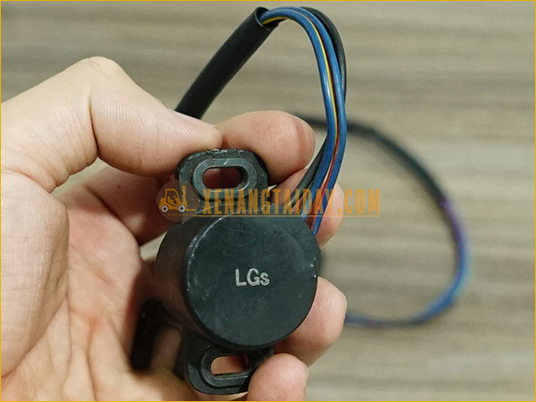 Cảm biến (chiết áp) nâng hạ, nghiêng ngả 3BA-61-52311 cho xe nâng điện ngồi lái KOMATSU