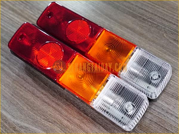 Đèn hậu xe nâng điện ngồi lái SHINKO đời -3