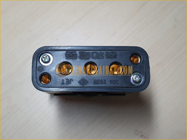 Giắc Điện 3 Pha Dương Và Âm 30A - 250V (Giắc Thẳng)
