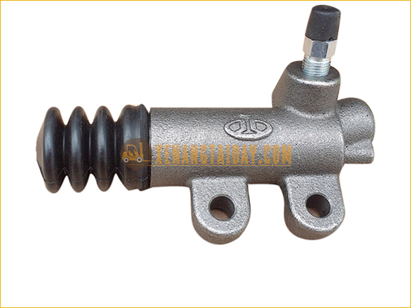 Heo côn dưới, xilanh con ly hợp xe nâng Komatsu đời -11