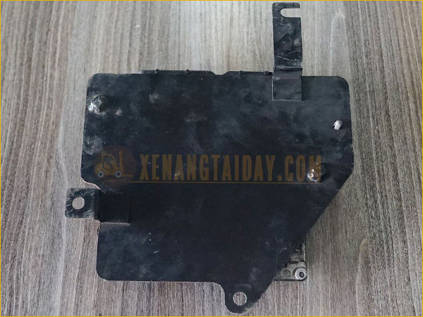 Hộp điều khiển động cơ ECU NISSAN MEC130-511