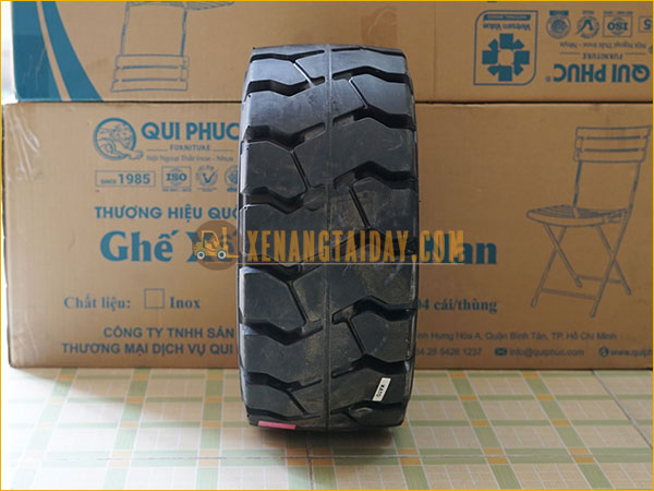 Lốp Đặc Xe Nâng KOMACHI 200/50-10 | Vỏ Xe Nâng Thái Lan Giá Rẻ