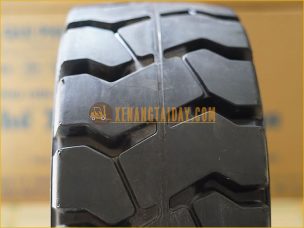 Lốp Đặc Xe Nâng KOMACHI 200/50-10 | Vỏ Xe Nâng Thái Lan Giá Rẻ