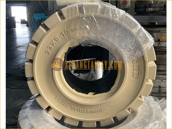 Lốp xe nâng MR.SOLID | Lốp đặc công nghệ Hàn Quốc
