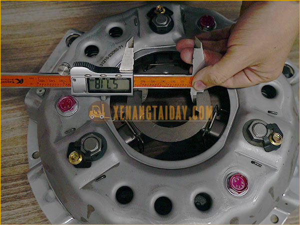 Mâm ép hiệu EXEDY model 31210-23060-71