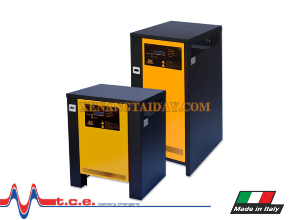 Máy nạp ắc quy xe nâng TCE dòng SE
