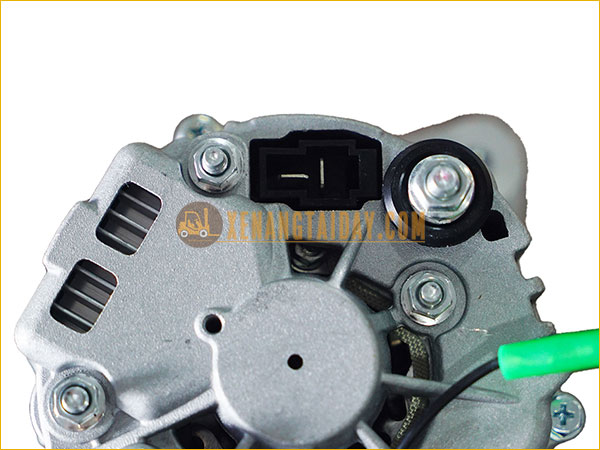Máy phát (dynamo) cho xe nâng động cơ ISUZU 4JG2, C240
