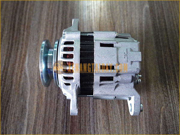 Máy phát (dynamo) cho xe nâng động cơ ISUZU 4JG2, C240