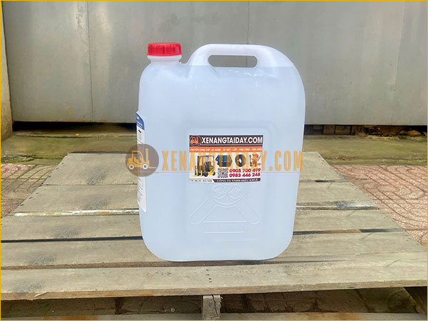 Nước cất cho bình điện (ắc quy) xe nâng điện