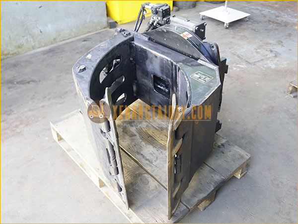 Phụ kiện Kẹp tròn Xe nâng