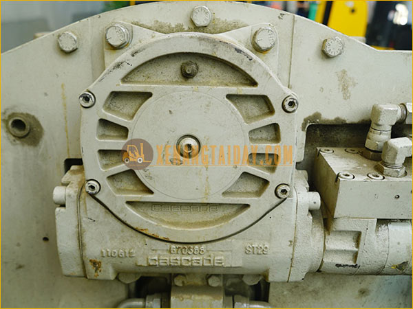 Phụ kiện Mâm xoay + Kẹp vuông Xe nâng