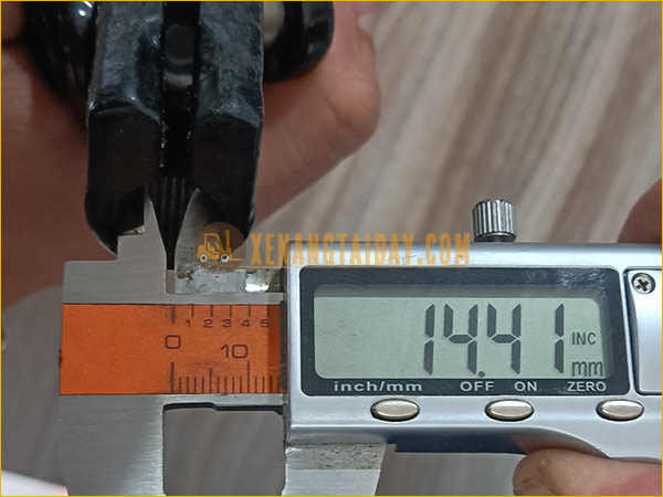 Trục các đăng có khớp nối chữ thập xe nâng dầu MGA-2.5T