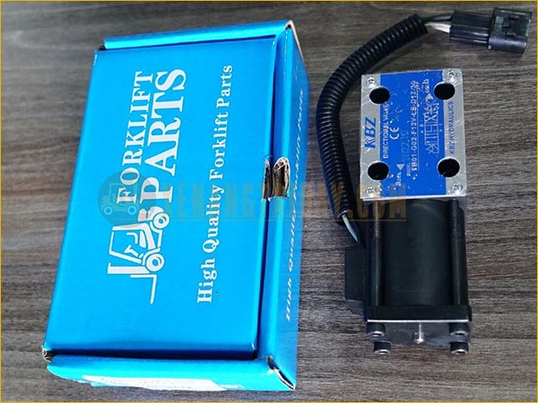 Van solenoid chuyển số 12V hiệu KBZ model TB01-G02-F12V-LS-D12-30
