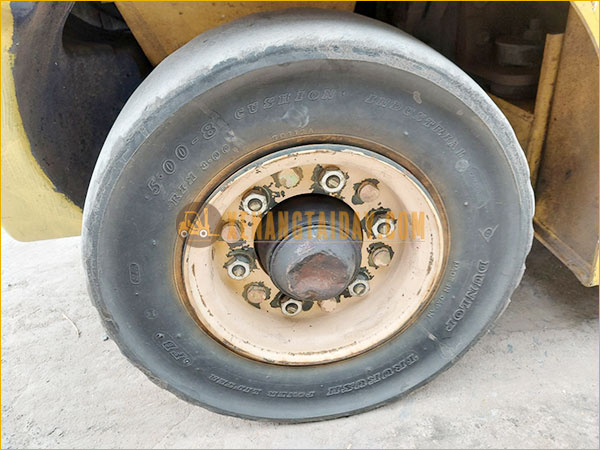 Xe Nâng Dầu KOMATSU FD15C-16