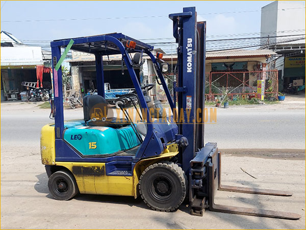 Xe Nâng Dầu KOMATSU FD15C-16