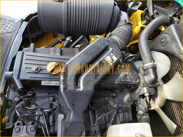 Xe Nâng Dầu KOMATSU FD20C-16