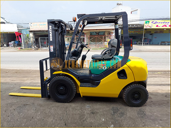 Xe Nâng Dầu KOMATSU FD20C-16