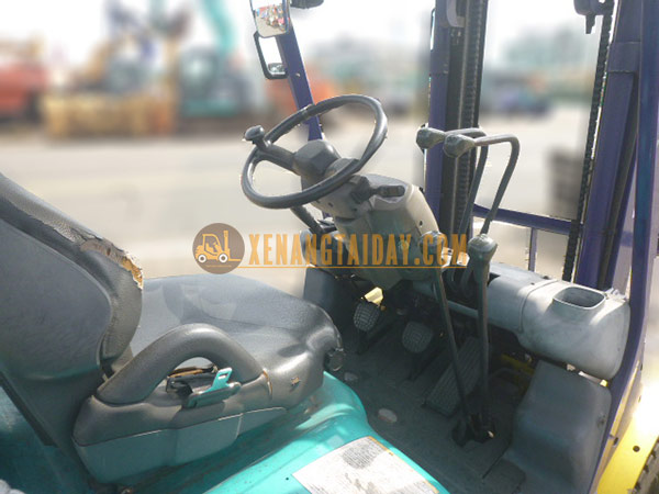 Xe Nâng Dầu KOMATSU FD25C-12