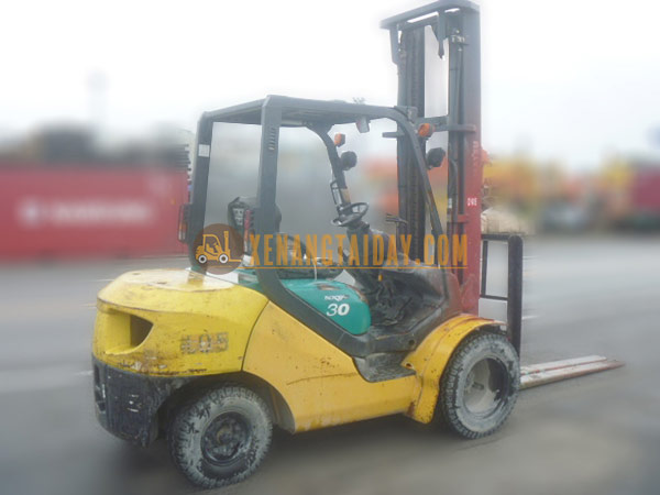 Xe Nâng Dầu KOMATSU FD30T-16