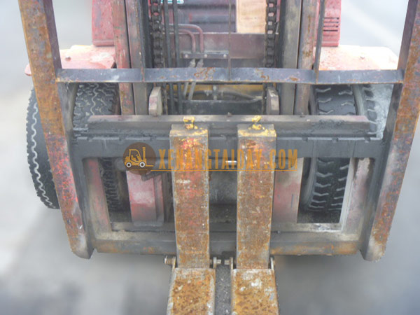 Xe Nâng Dầu KOMATSU FD30T-16