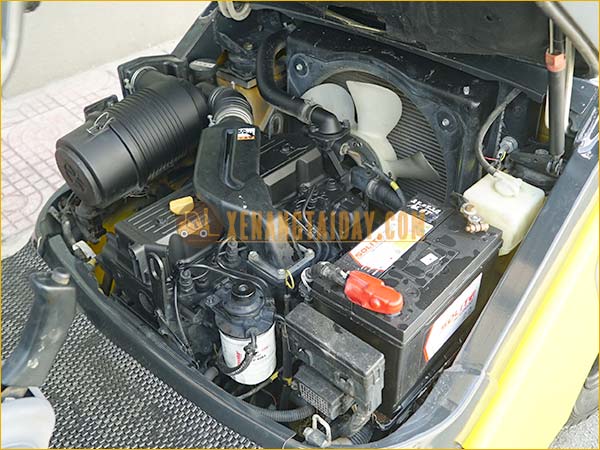 Xe nâng dầu KOMATSU FD25T-17