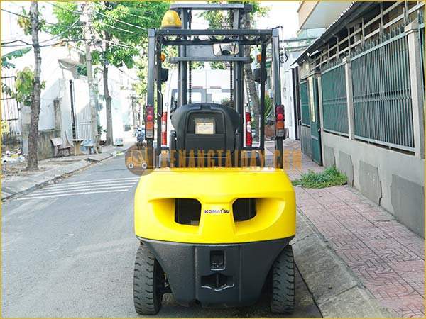 Xe nâng dầu KOMATSU FD25T-17