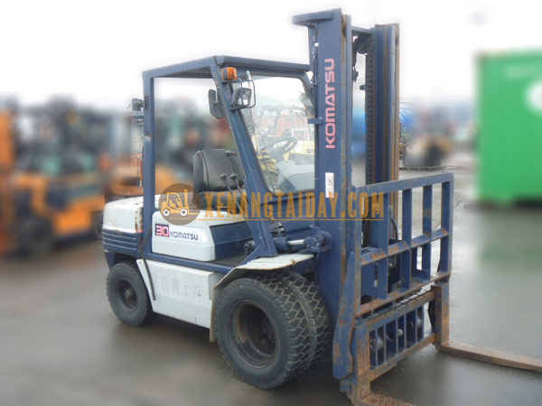 Xe Nâng Dầu KOMATSU FD30-11 