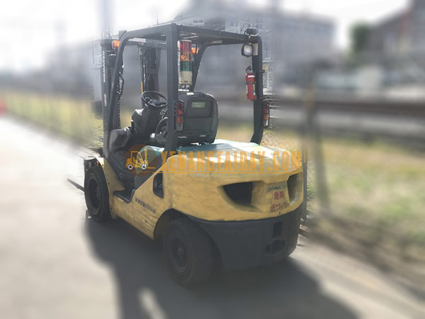 Xe Nâng Dầu KOMATSU FD30C-16