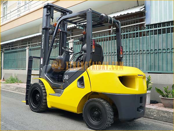 Xe nâng dầu KOMATSU FD30C-17