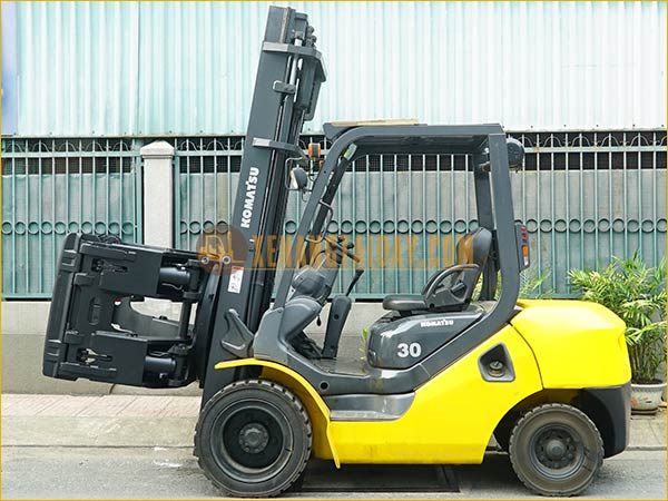 Xe nâng dầu KOMATSU FD30C-17