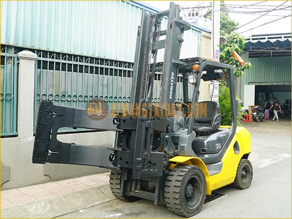 Xe nâng dầu KOMATSU FD30C-17