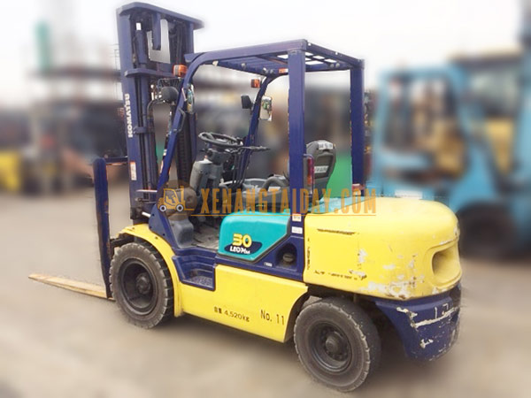 Xe Nâng Dầu KOMATSU FD30T-14