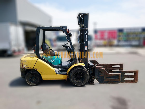 Xe Nâng Dầu KOMATSU FD30T-15