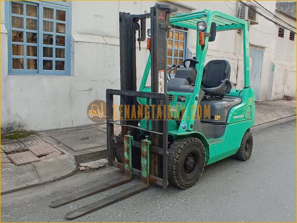 Xe nâng dầu MITSUBISHI FD15D