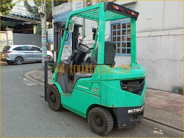 Xe nâng dầu MITSUBISHI FD15D