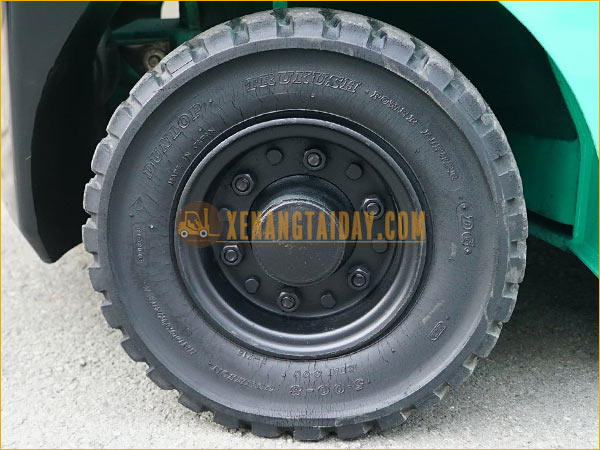 Xe nâng dầu MITSUBISHI FD15T