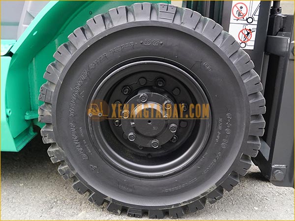 Xe nâng dầu MITSUBISHI FD15T