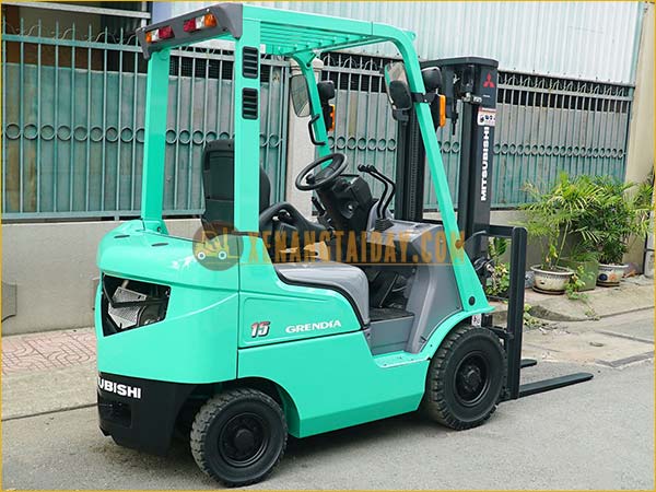 Xe nâng dầu MITSUBISHI FD15T