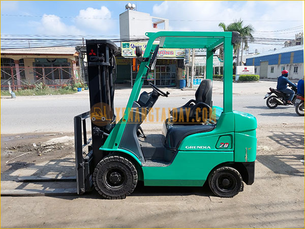 Xe Nâng Dầu MITSUBISHI FD20CT