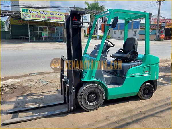 Xe Nâng Dầu MITSUBISHI FD20CT
