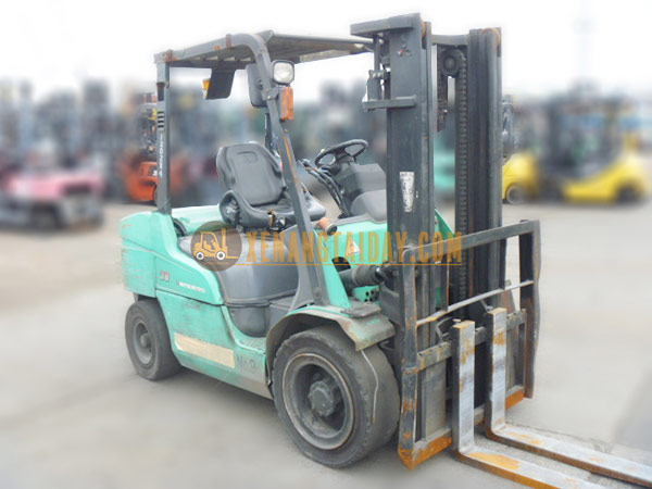 Xe Nâng Dầu MITSUBISHI FD30T - F14E