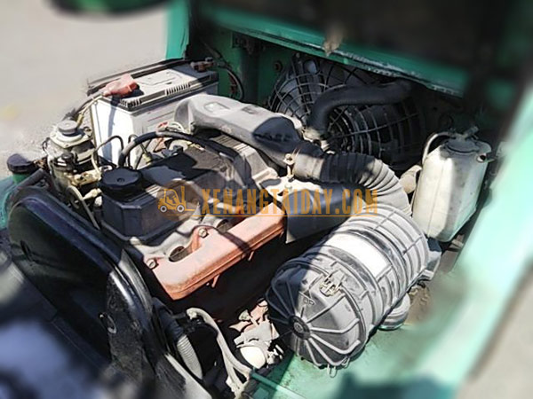 Xe Nâng Dầu MITSUBISHI FD35AT