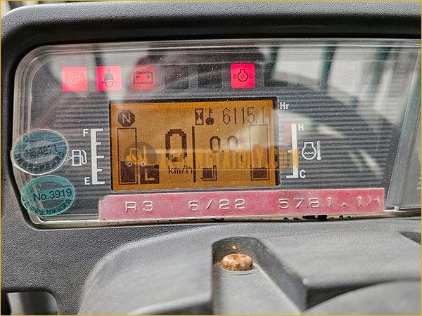 Xe nâng dầu MITSUBISHI KFDE20T