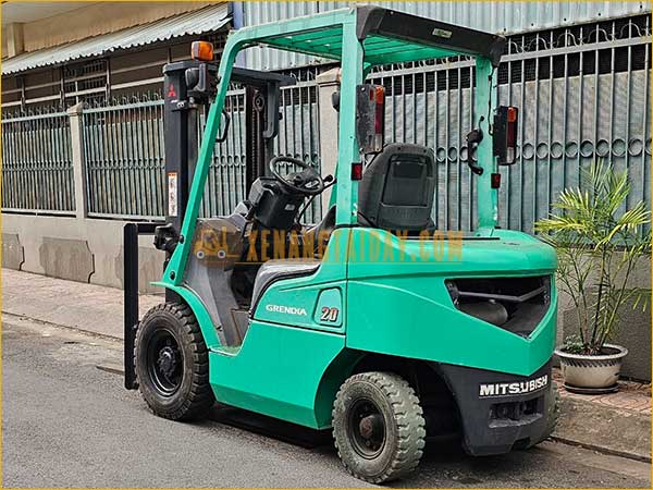 Xe nâng dầu MITSUBISHI KFDE20T