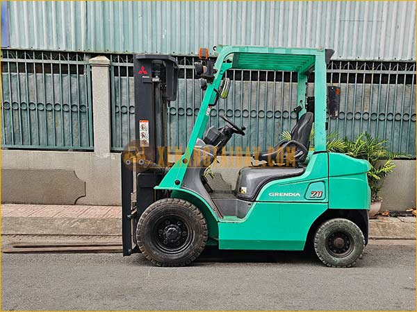 Xe nâng dầu MITSUBISHI KFDE20T