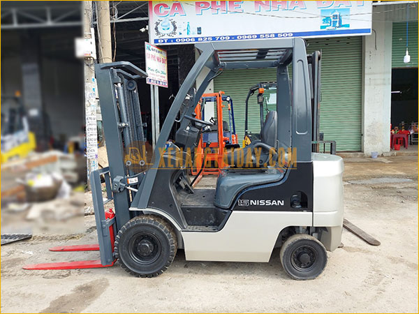 Xe Nâng Dầu Nissan EDM-F1F1