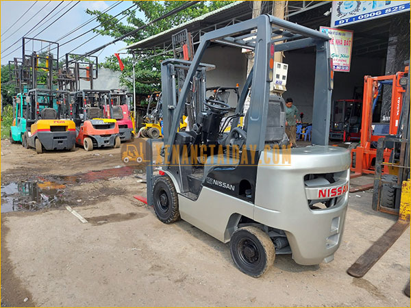 Xe Nâng Dầu Nissan EDM-F1F1
