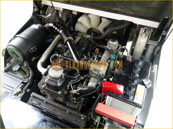 Xe Nâng Dầu Nissan Y1F2M20