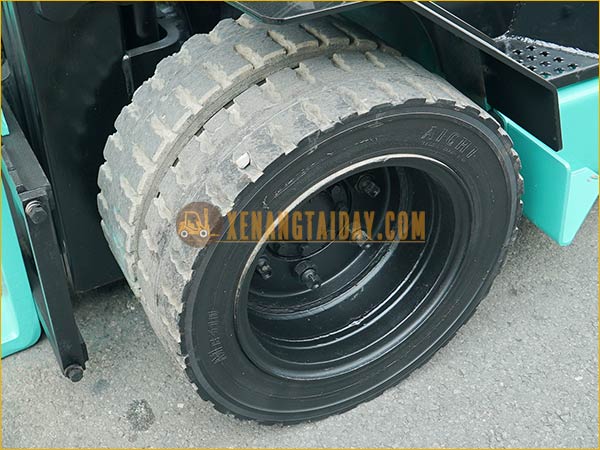 Xe nâng dầu SUMITOMO 11-FD25PVIIHA